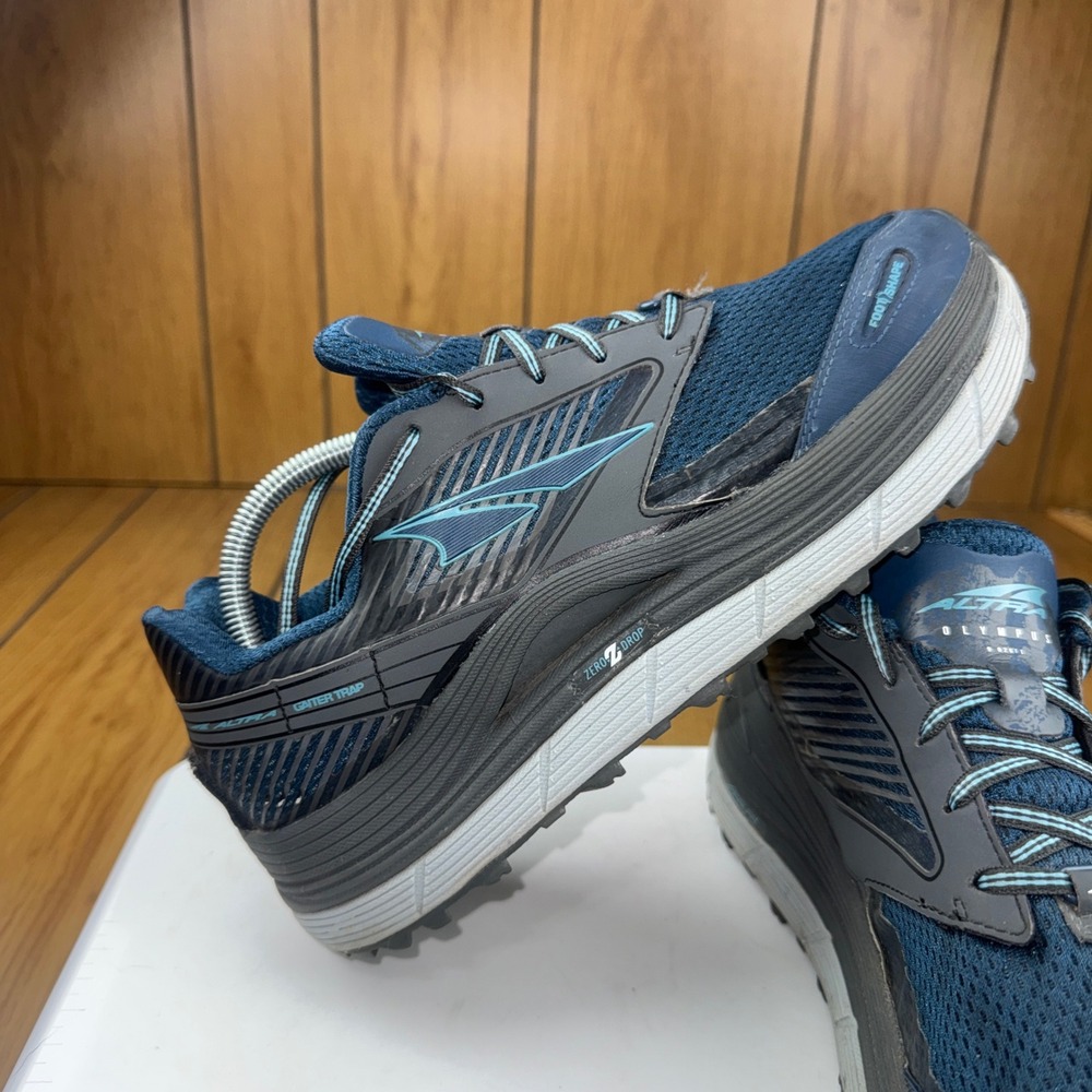 Altra Olympus 2.5 Womens Trail Running Shoes Blue Gray AFW1759F-4 Size 10